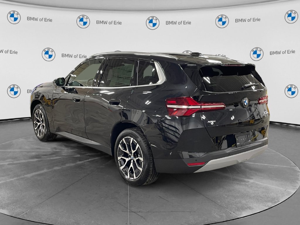 2026 BMW X3 photo 3 of 15