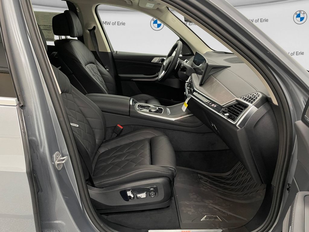 2027 BMW X7 xDrive40i Gray Metallic at New Motors