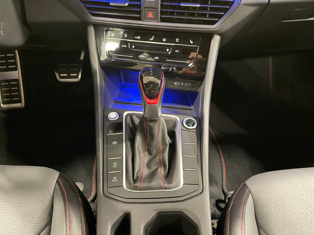 2026 Volkswagen Jetta GLI Autobahn - Photo 11