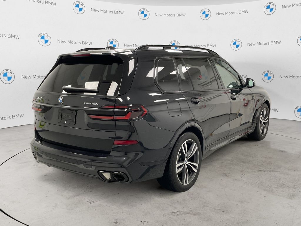 2025 BMW X7 40i - Photo 4