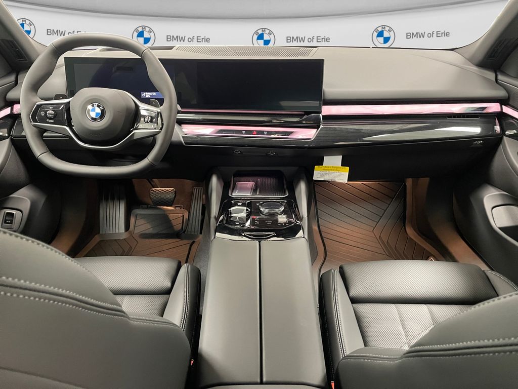 2027 BMW 5 Series 530i xDrive - 8