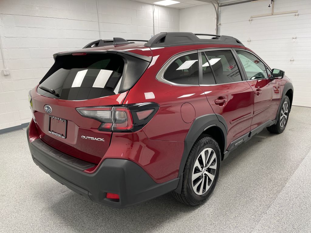 2025 Subaru Outback Premium - Photo 11