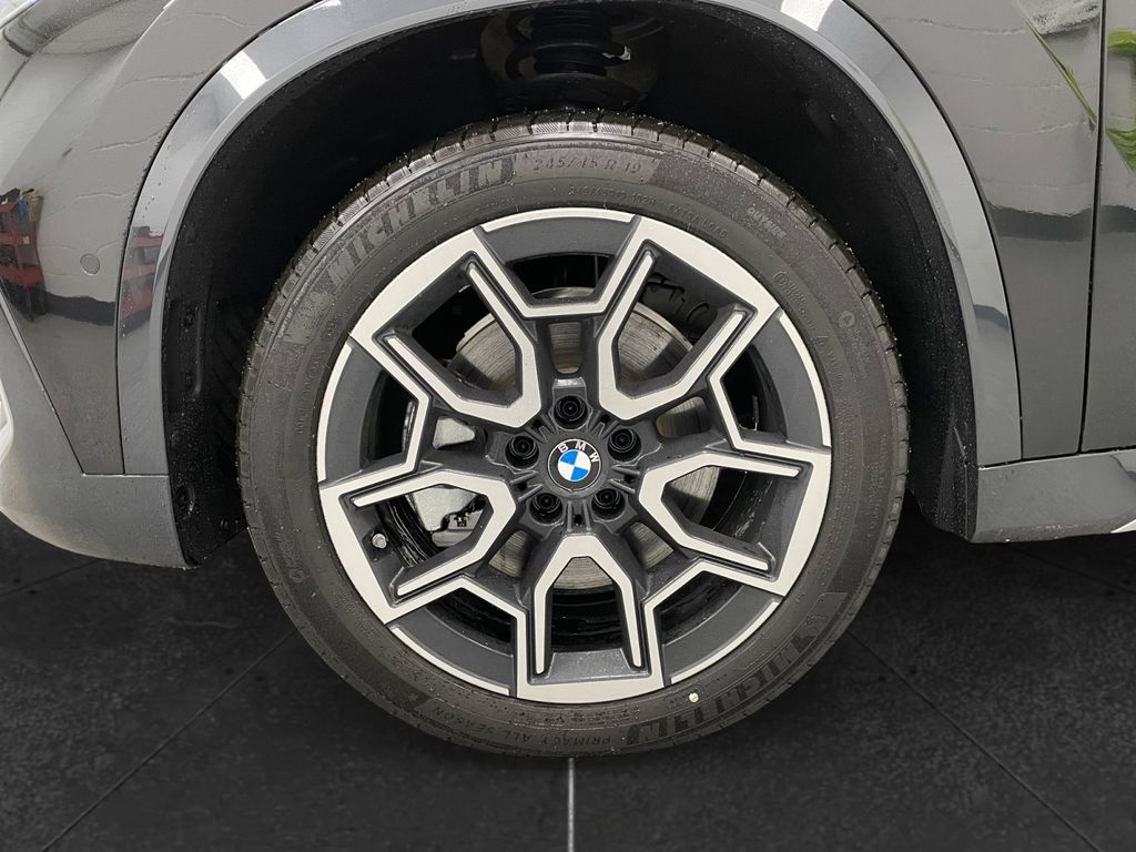 2026 BMW X1 xDrive28i - 11