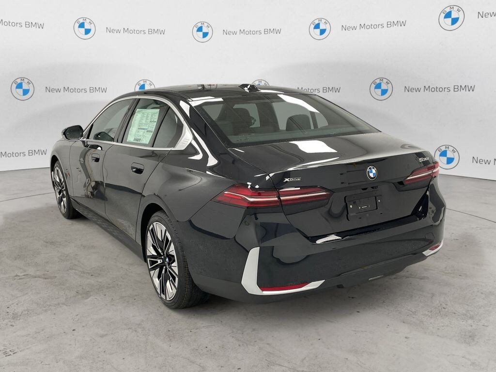 New 2026 BMW 5 Series 530i xDrive Sedan