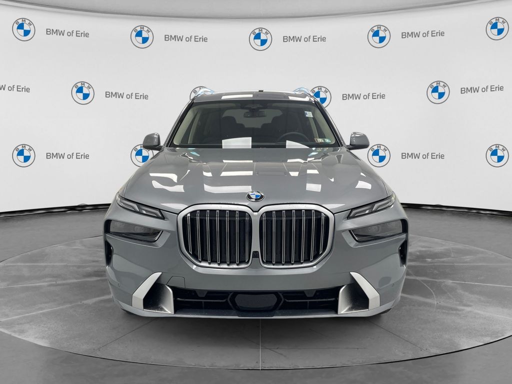 2027 BMW X7 xDrive40i Gray Metallic at New Motors