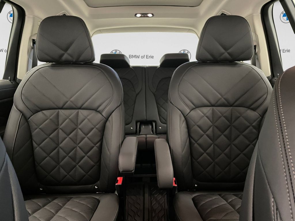 2027 BMW X7 xDrive40i Mineral White Metallic at New Motors