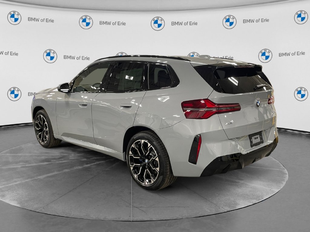 2026 BMW X3 photo 3 of 15