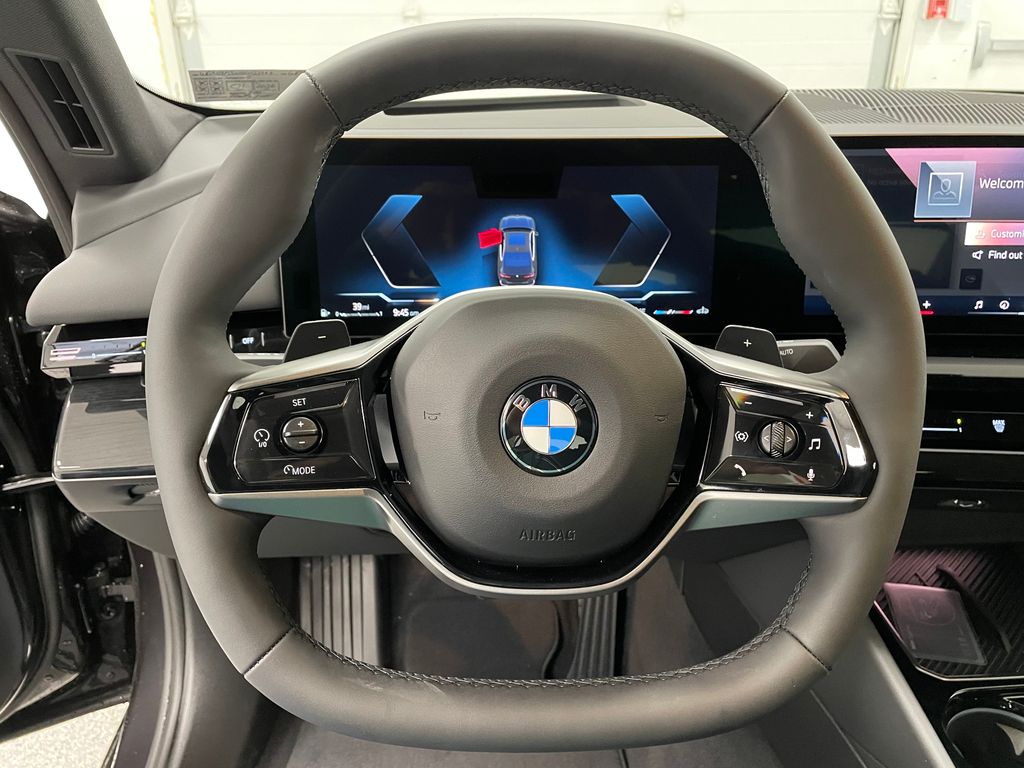 2025 BMW 5 Series 530i - Photo 24
