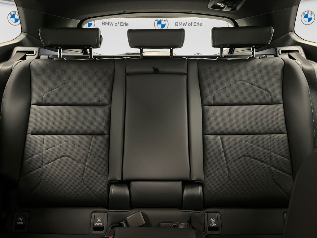 2027 BMW X1 xDrive28i - 11