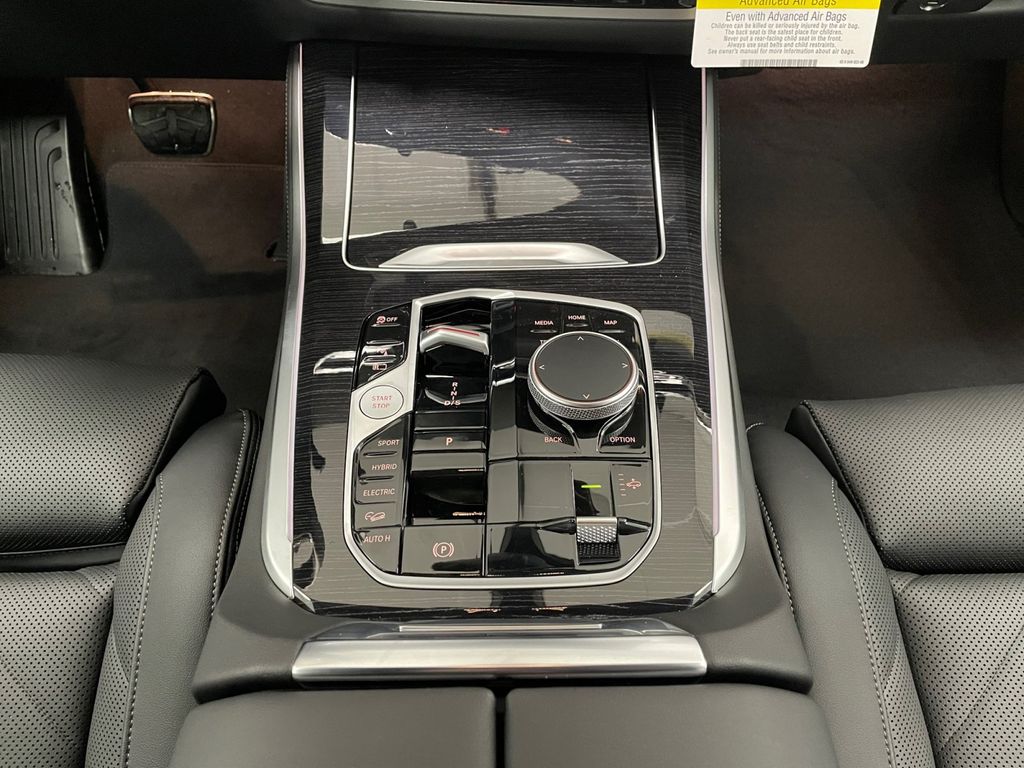 2026 BMW X5 xDrive50e Mineral White Metallic at New Motors