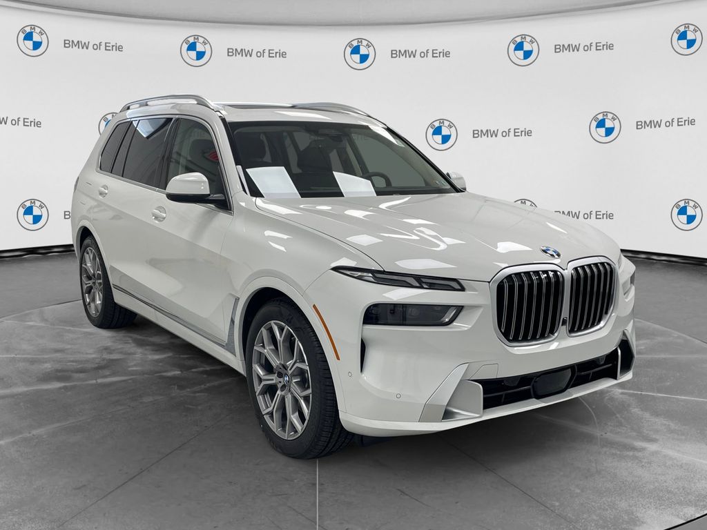 2027 BMW X7 xDrive40i Alpine White at New Motors