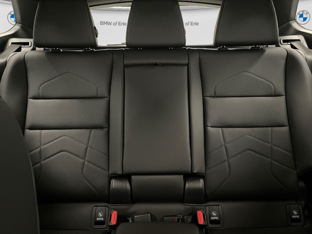 2027 BMW X1 xDrive28i - 11