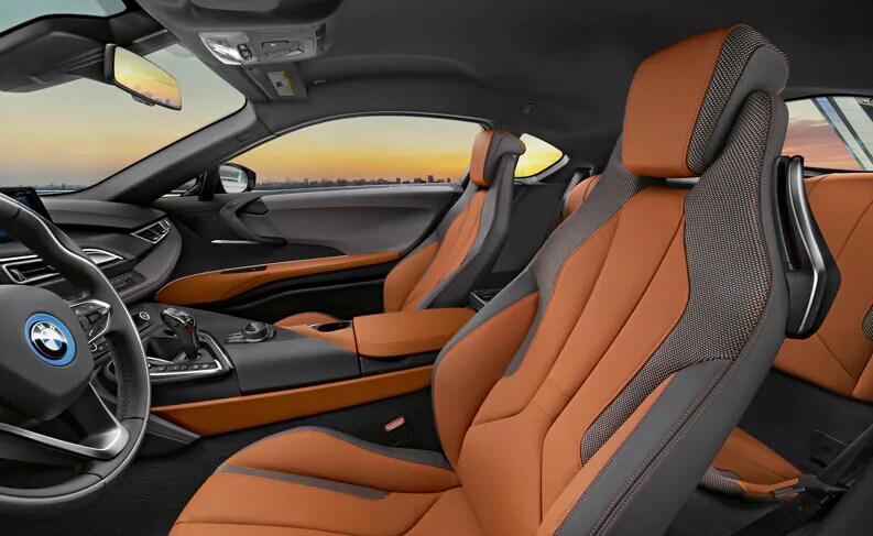 What Safety Features Does the BMW i8 Have?