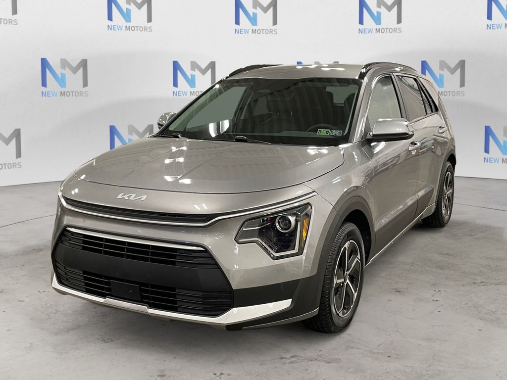 2023 Kia Niro EX's photo
