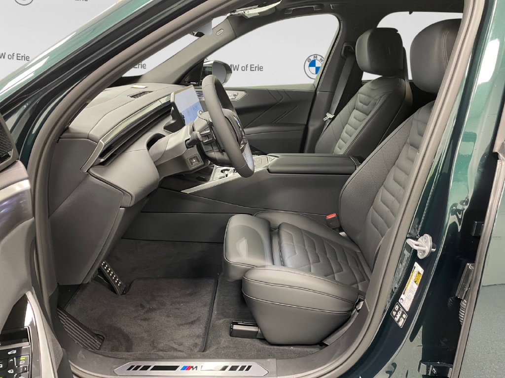 2027 BMW X5 photo 8 of 14