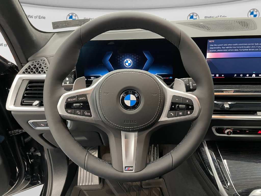 2027 BMW X7 photo 11 of 14