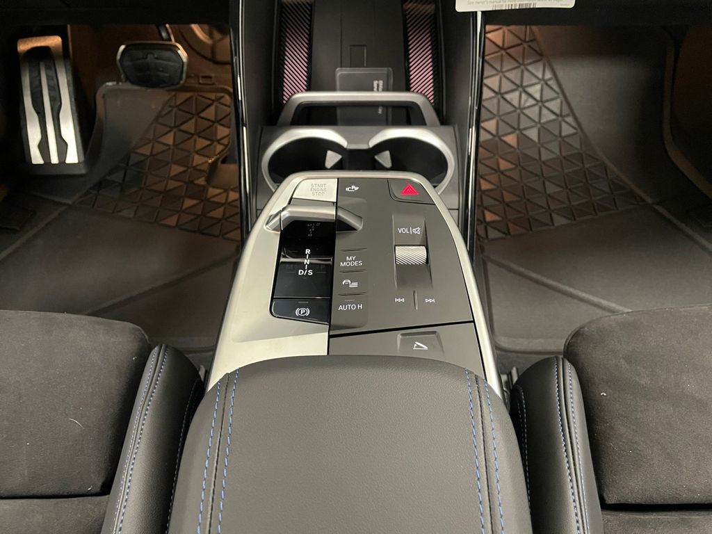 2026 BMW X2 M35i - 8