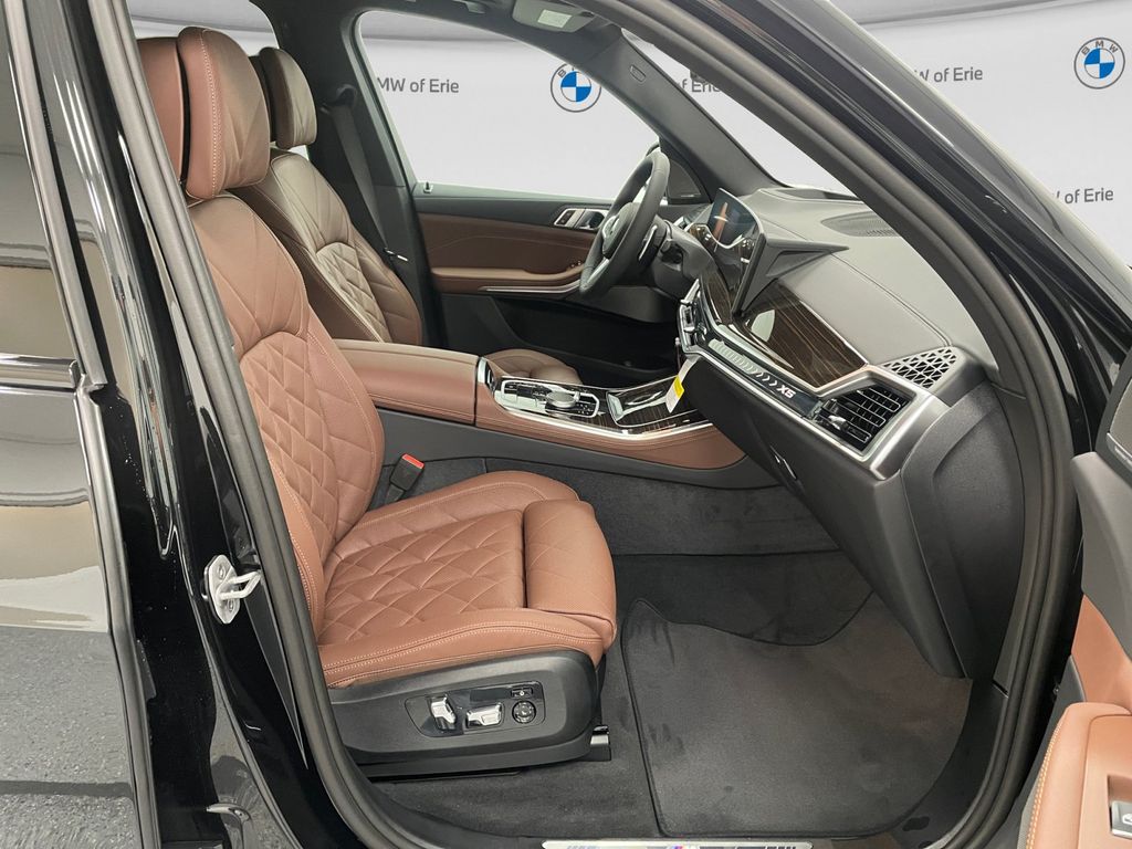 2026 BMW X5 xDrive40i Black Sapphire Metallic at New Motors