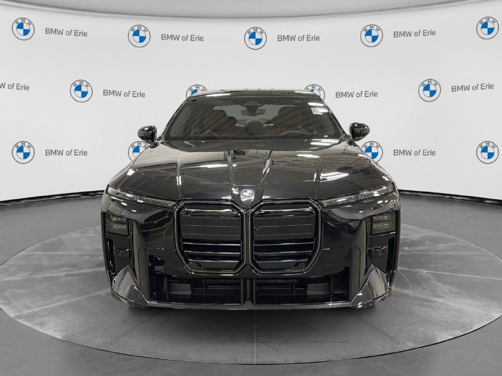 2027 BMW 7 Series  Black Sapphire Metallic at Royal Car Center