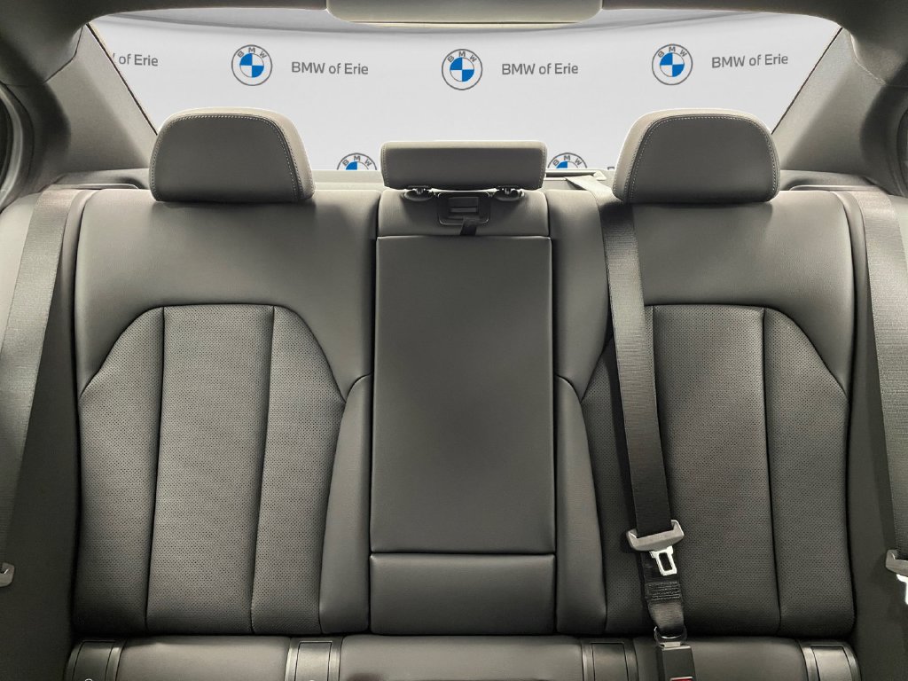 2026 BMW 3 Series photo 11 of 13