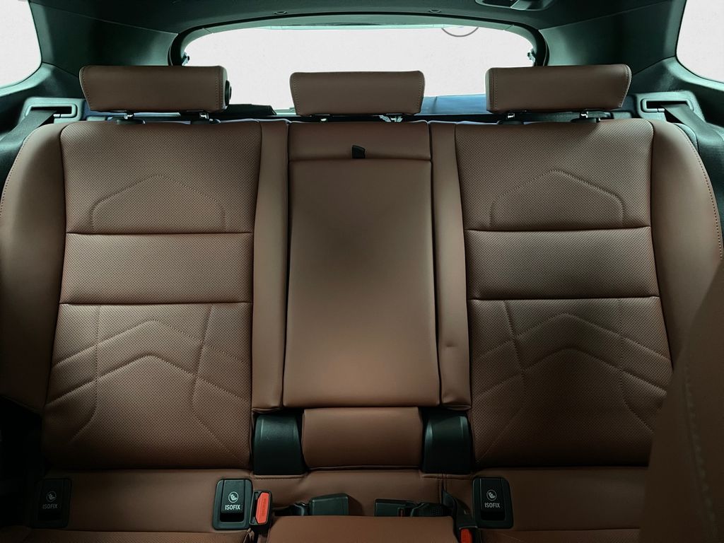 2026 BMW X1 xDrive28i - 10