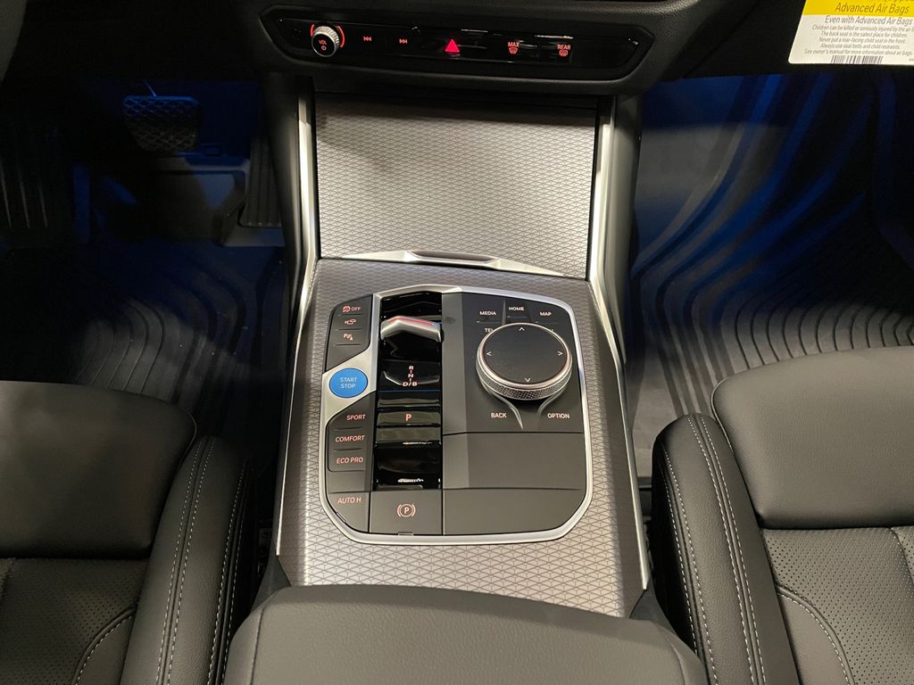 2026 BMW i4 xDrive40 - 11