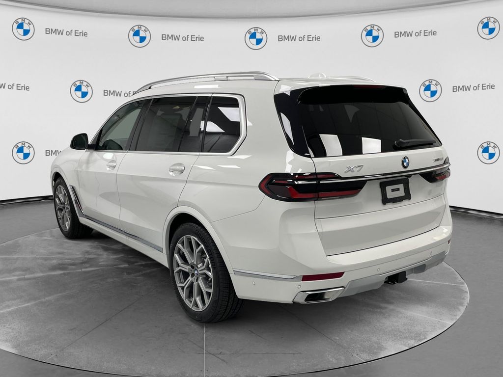 2027 BMW X7 xDrive40i Alpine White at New Motors