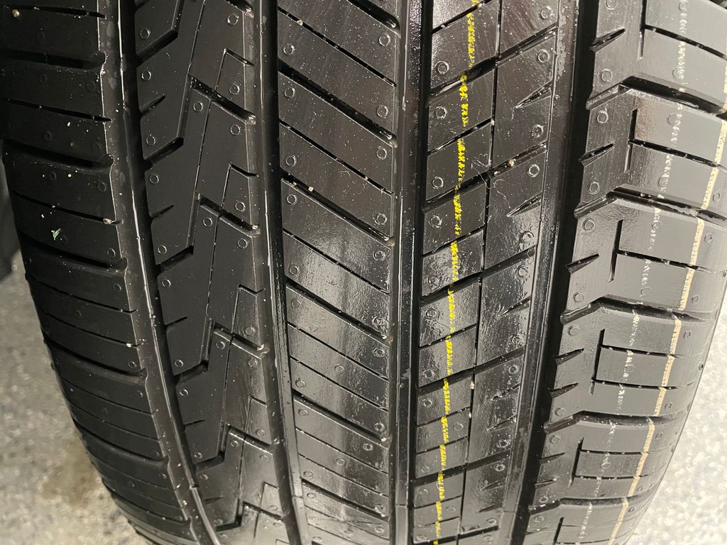 2025 BMW 5 Series 530i - Photo 13