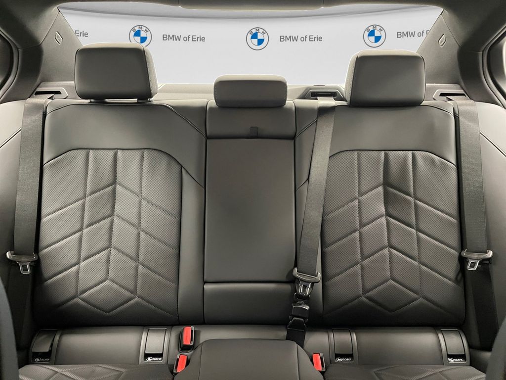 2027 BMW 5 Series 530i xDrive - 11