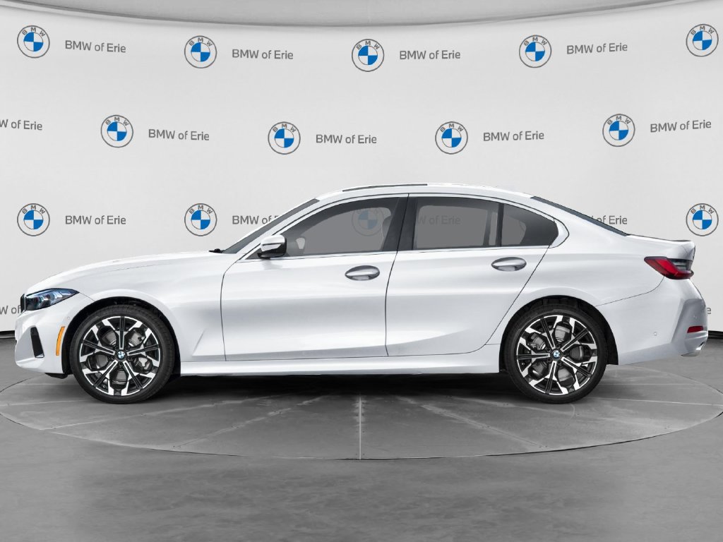 2026 BMW 3 Series photo 3 of 11