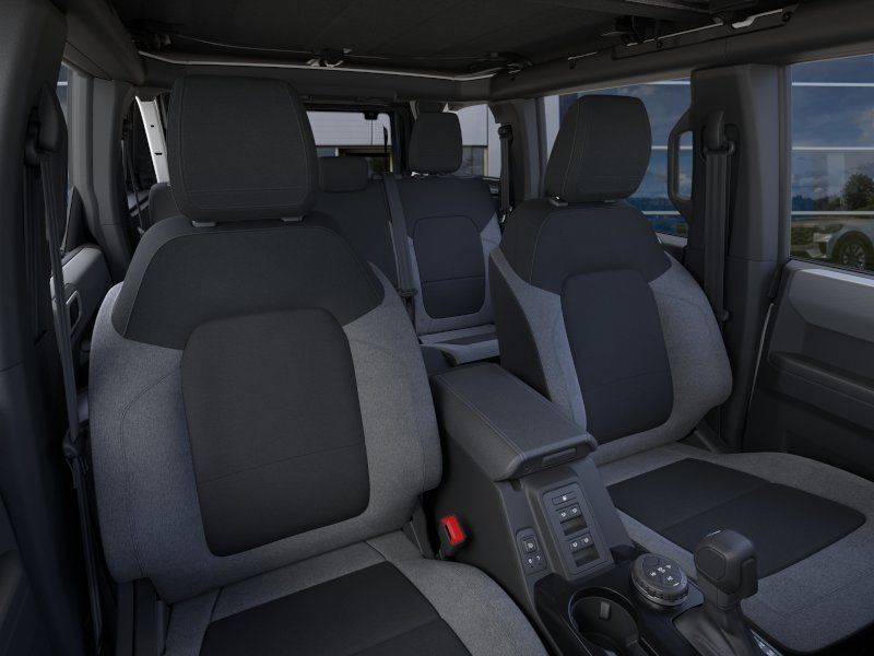 2026 Ford Bronco Big Bend Oxford White at Town & Country Ford
