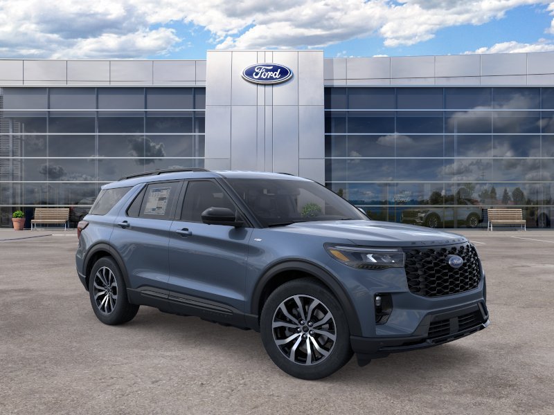 2026 Ford Explorer photo 8 of 24