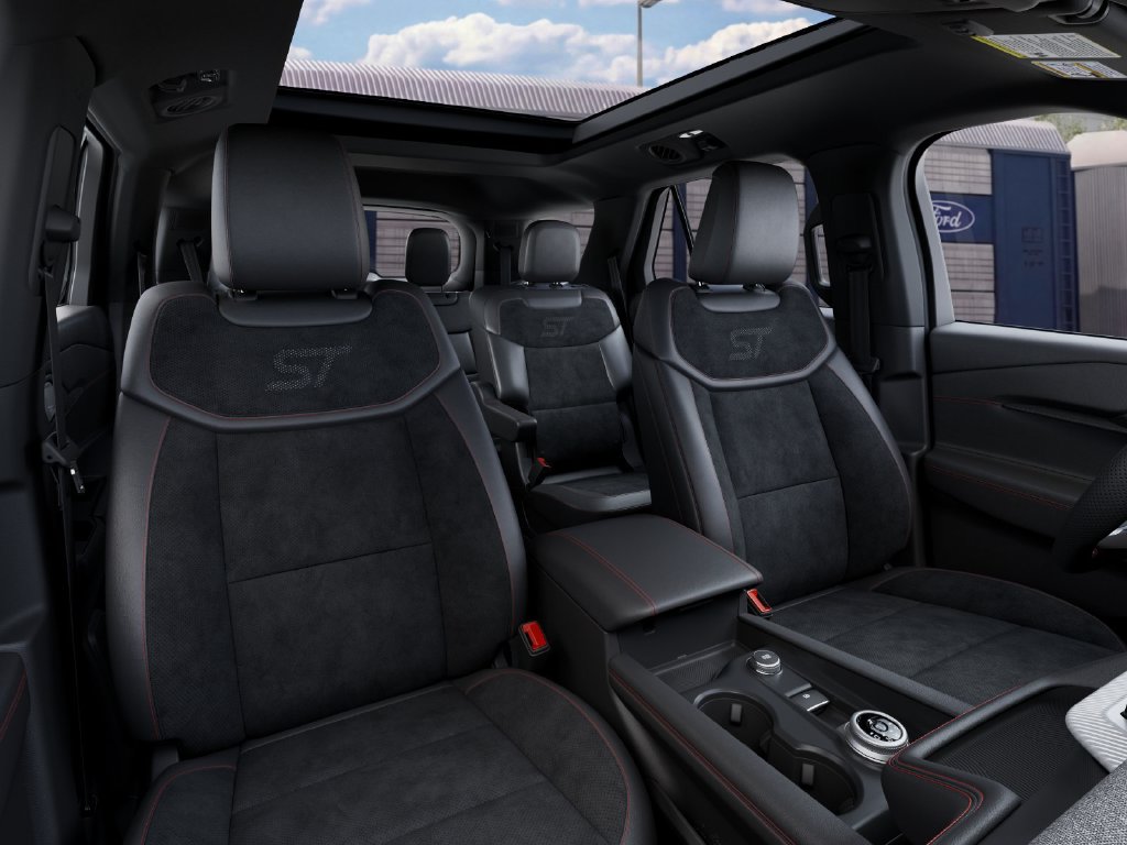 2027 Ford Explorer photo 11 of 24
