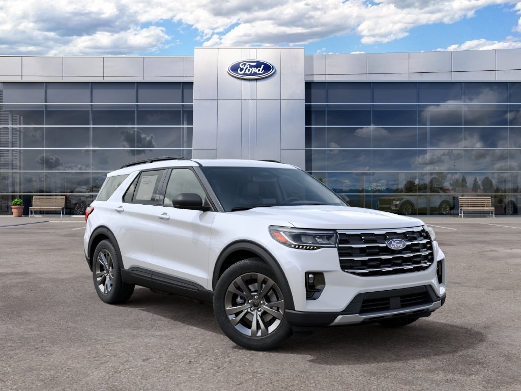 2027 Ford Explorer photo 4 of 24