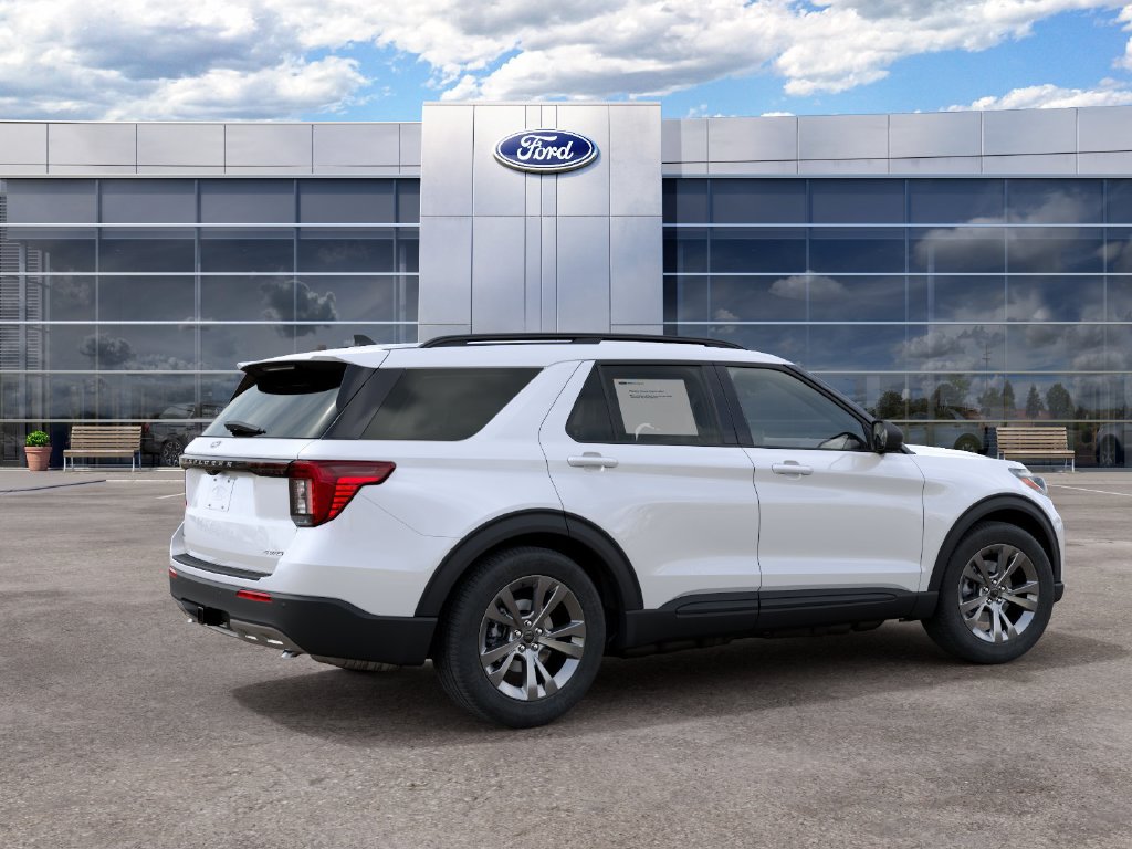 2027 Ford Explorer photo 7 of 24