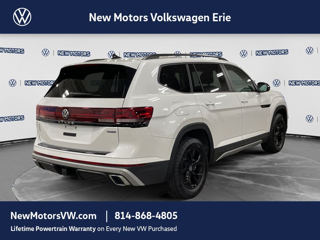 2026 Volkswagen Atlas Peak Edition White Pearl at New Motors