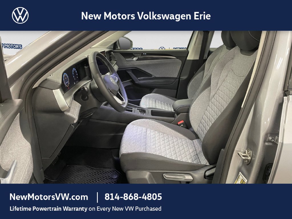 2026 Volkswagen Tiguan photo 9 of 15