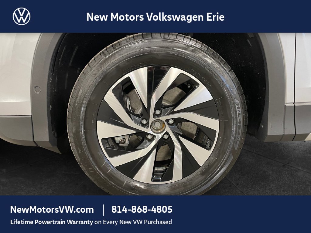 2026 Volkswagen Tiguan photo 14 of 15