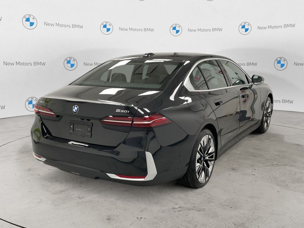 New 2026 BMW 530i xDrive Sedan