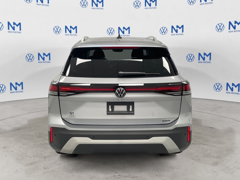 New 2025 Volkswagen Tiguan 2.0T SE SUV