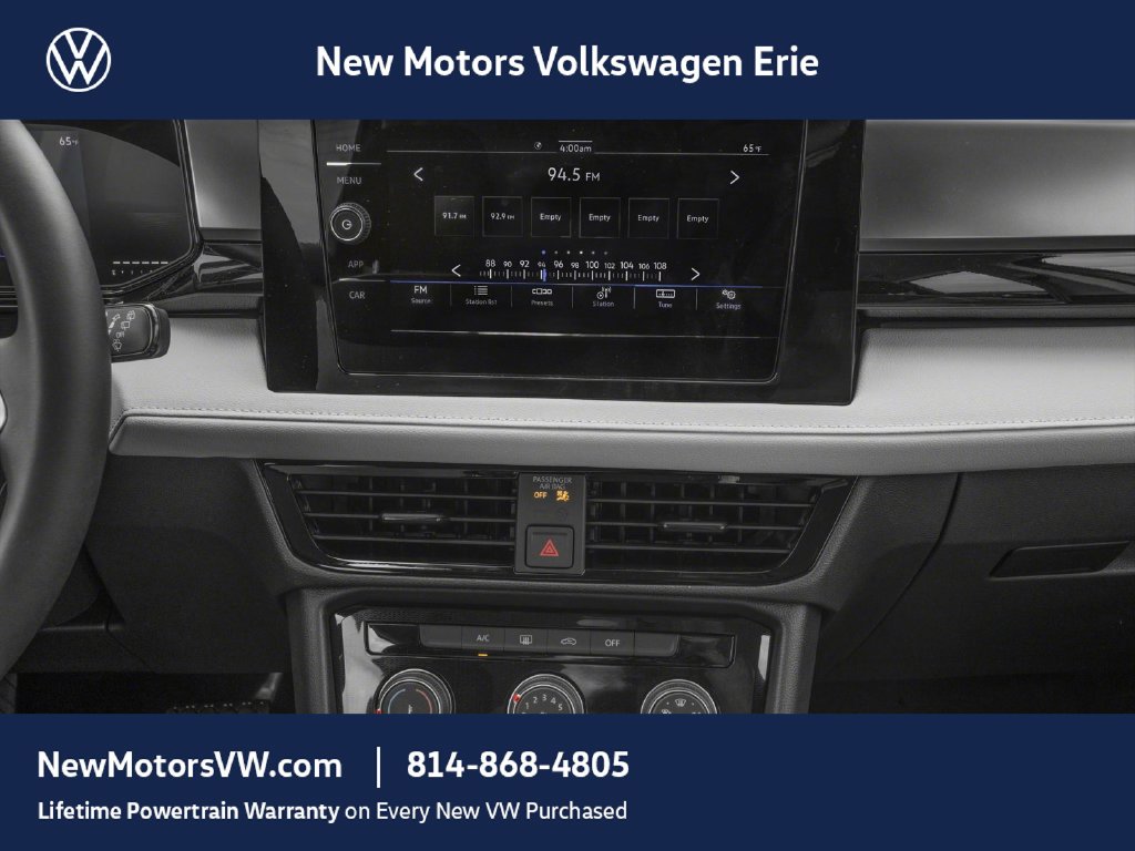 2027 Volkswagen Taos photo 7 of 10