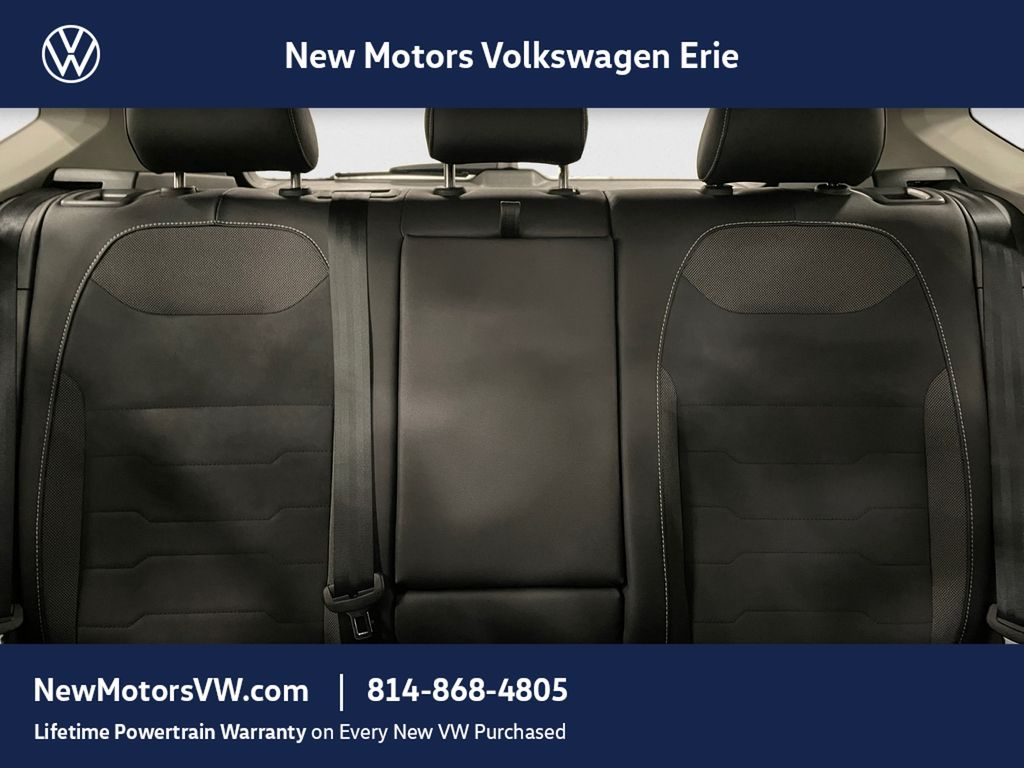 2026 Volkswagen Taos 1.5T SE Gray at New Motors