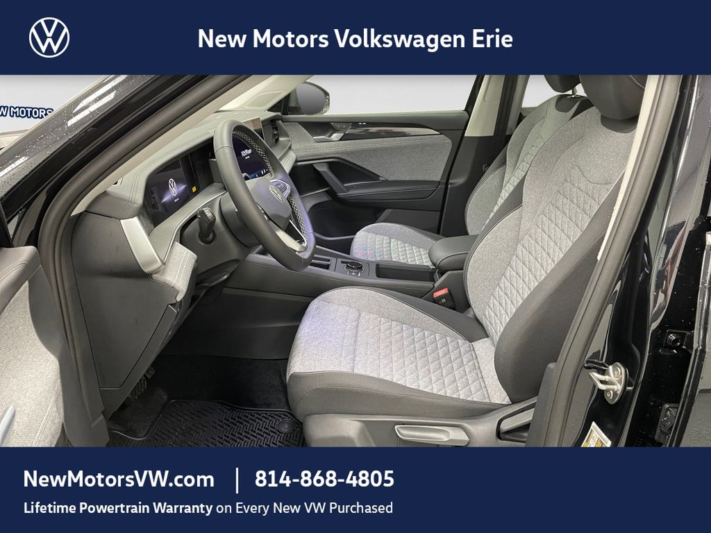 2026 Volkswagen Tiguan photo 7 of 13
