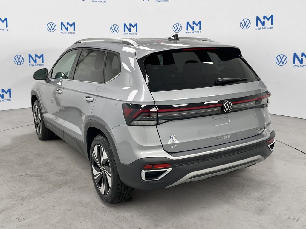 New 2025 Volkswagen Taos 1.5T SE SUV