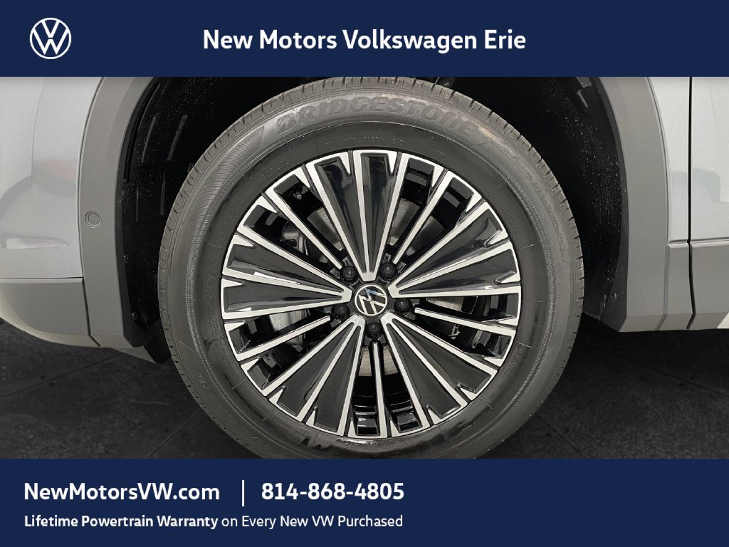 2026 Volkswagen Tiguan photo 12 of 13