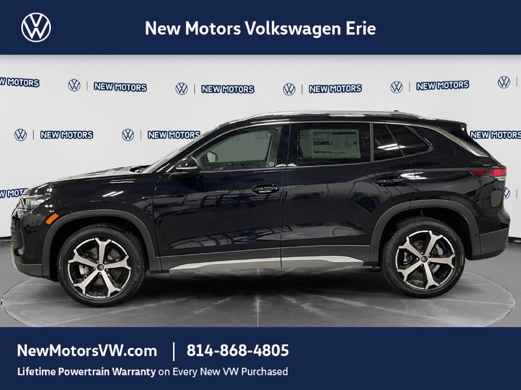 2026 Volkswagen Tiguan photo 2 of 15