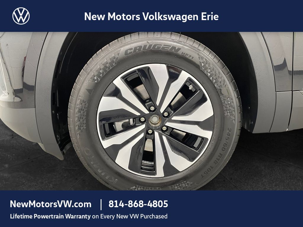 2026 Volkswagen Atlas Cross Sport SE Deep Black Pearl at New Motors