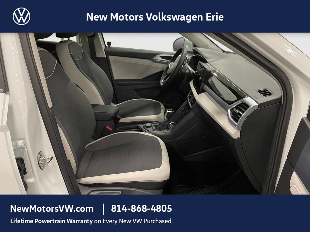 2026 Volkswagen Taos 1.5T SE Pure White at New Motors