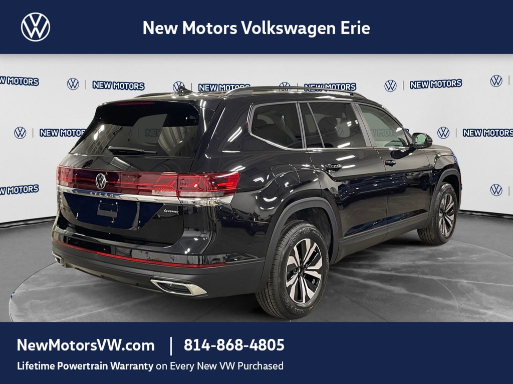 2026 Volkswagen Atlas SE Deep Black Pearl at New Motors