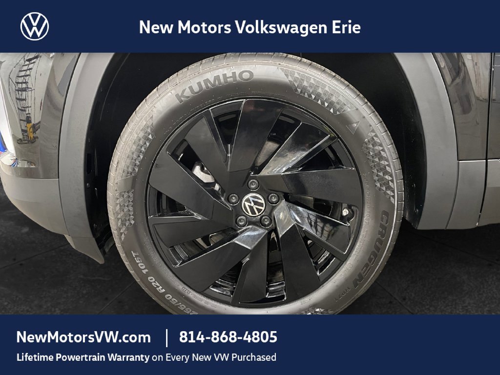 2026 Volkswagen Atlas photo 14 of 15
